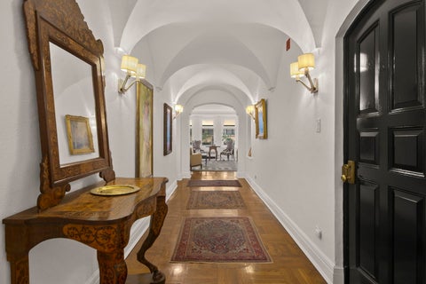 Tiny photo for 222 E Chestnut Street #5B, Chicago, IL 60611 (MLS # 12787040)