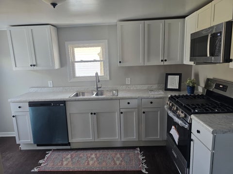 Tiny photo for 1428 W Main Street, Ottawa, IL 61350 (MLS # 12526524)