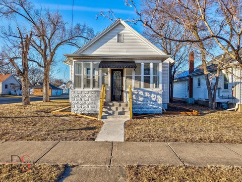 Tiny photo for 1428 W Main Street, Ottawa, IL 61350 (MLS # 12526524)