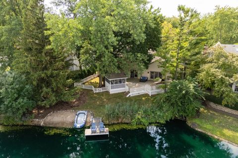 Tiny photo for 565 Jeffrey Avenue, Grayslake, IL 60030 (MLS # 12446456)