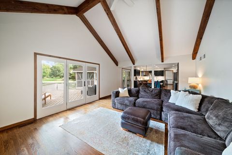 Tiny photo for 565 Jeffrey Avenue, Grayslake, IL 60030 (MLS # 12446456)