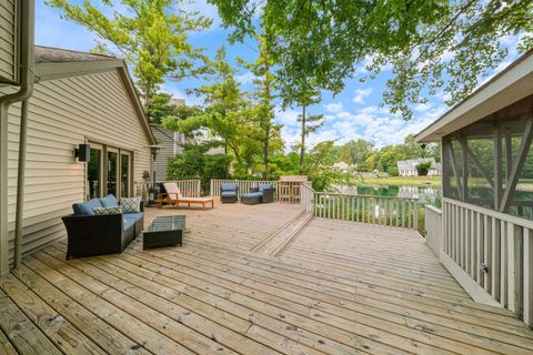 Tiny photo for 565 Jeffrey Avenue, Grayslake, IL 60030 (MLS # 12446456)