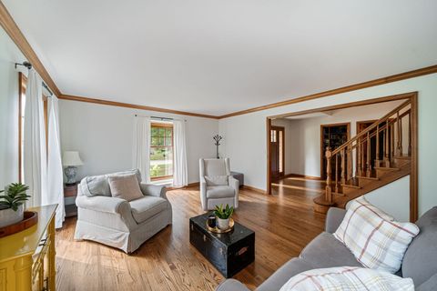 Tiny photo for 565 Jeffrey Avenue, Grayslake, IL 60030 (MLS # 12446456)
