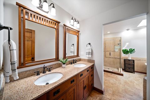 Tiny photo for 565 Jeffrey Avenue, Grayslake, IL 60030 (MLS # 12446456)