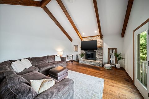 Tiny photo for 565 Jeffrey Avenue, Grayslake, IL 60030 (MLS # 12446456)