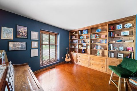 Tiny photo for 565 Jeffrey Avenue, Grayslake, IL 60030 (MLS # 12446456)