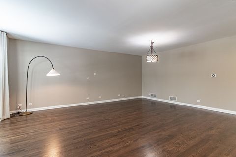 Tiny photo for 2460 VIOLET Street, Glenview, IL 60026 (MLS # 12628773)