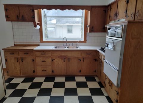 Tiny photo for 63 Richton Road, Steger, IL 60475 (MLS # 12539018)