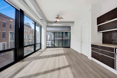 Tiny photo for 660 W WAYMAN Street #304B, Chicago, IL 60661 (MLS # 12596760)