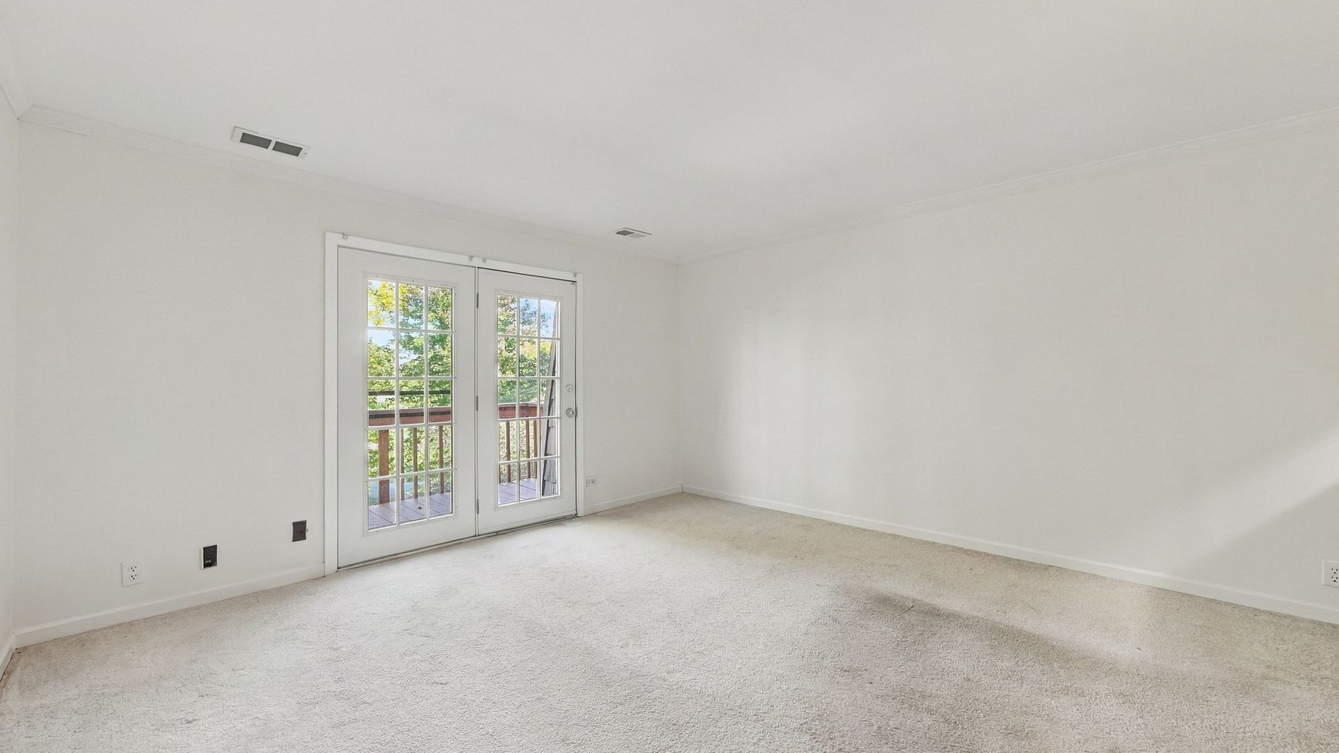 1960 Selmarten Road 3809