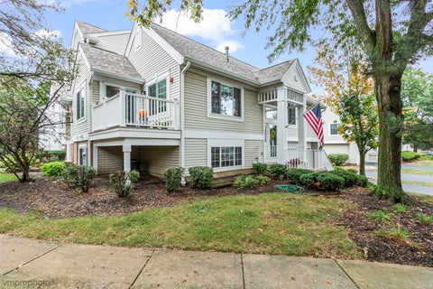 Tiny photo for 190 Lucerne Court, Wheeling, IL 60090 (MLS # 12784599)