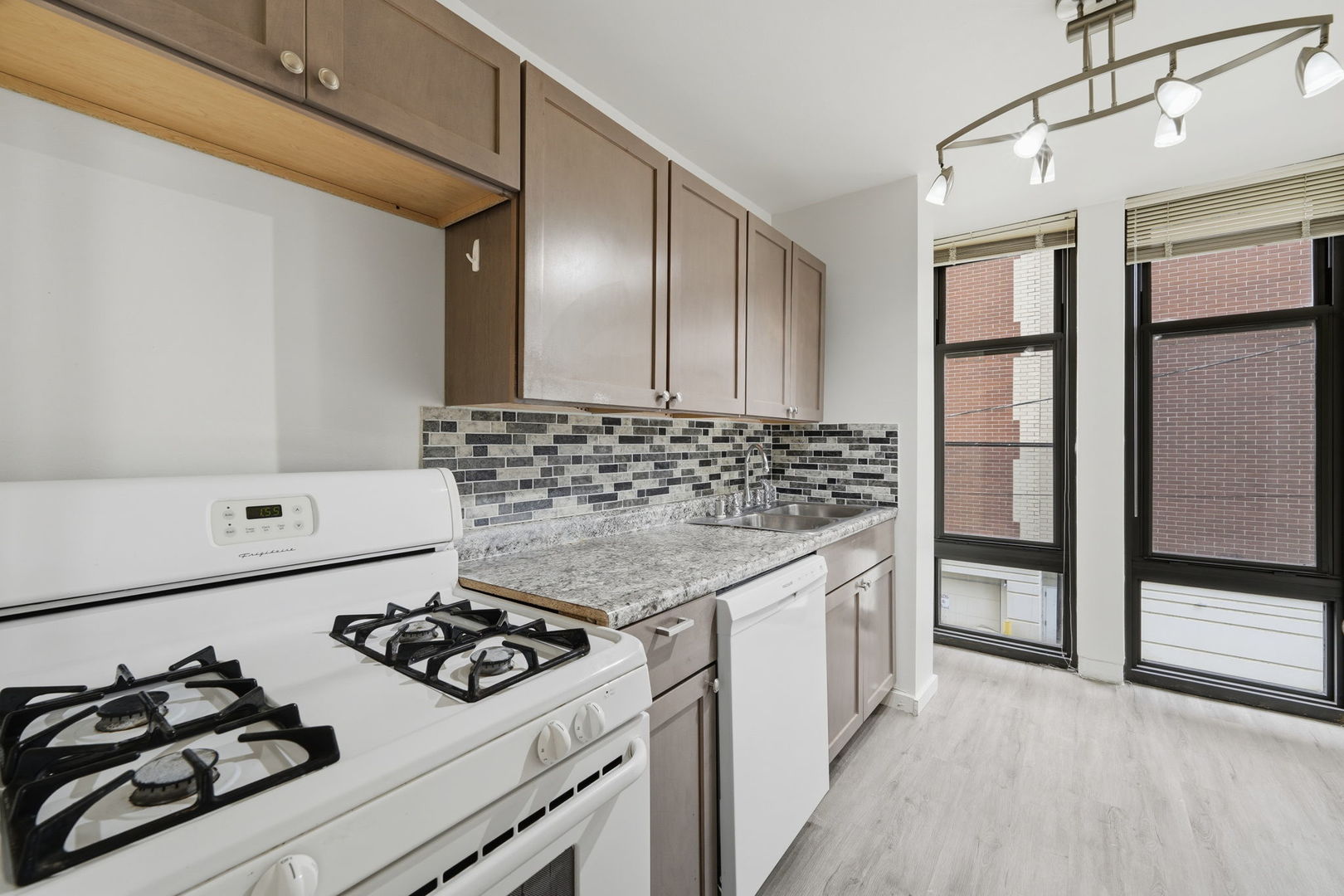 6700 S South Shore Drive 2G