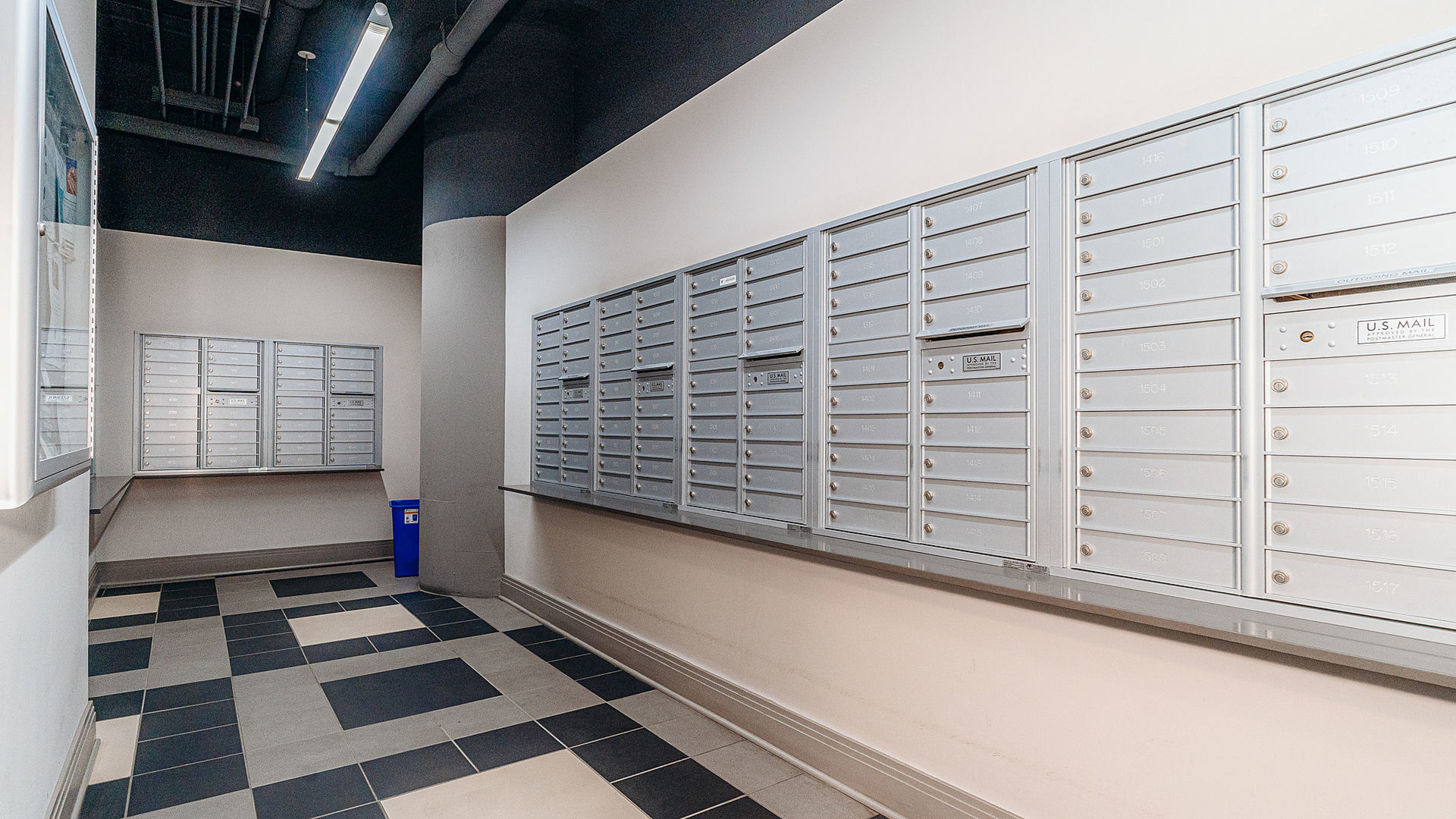 565 W QUINCY Street 710