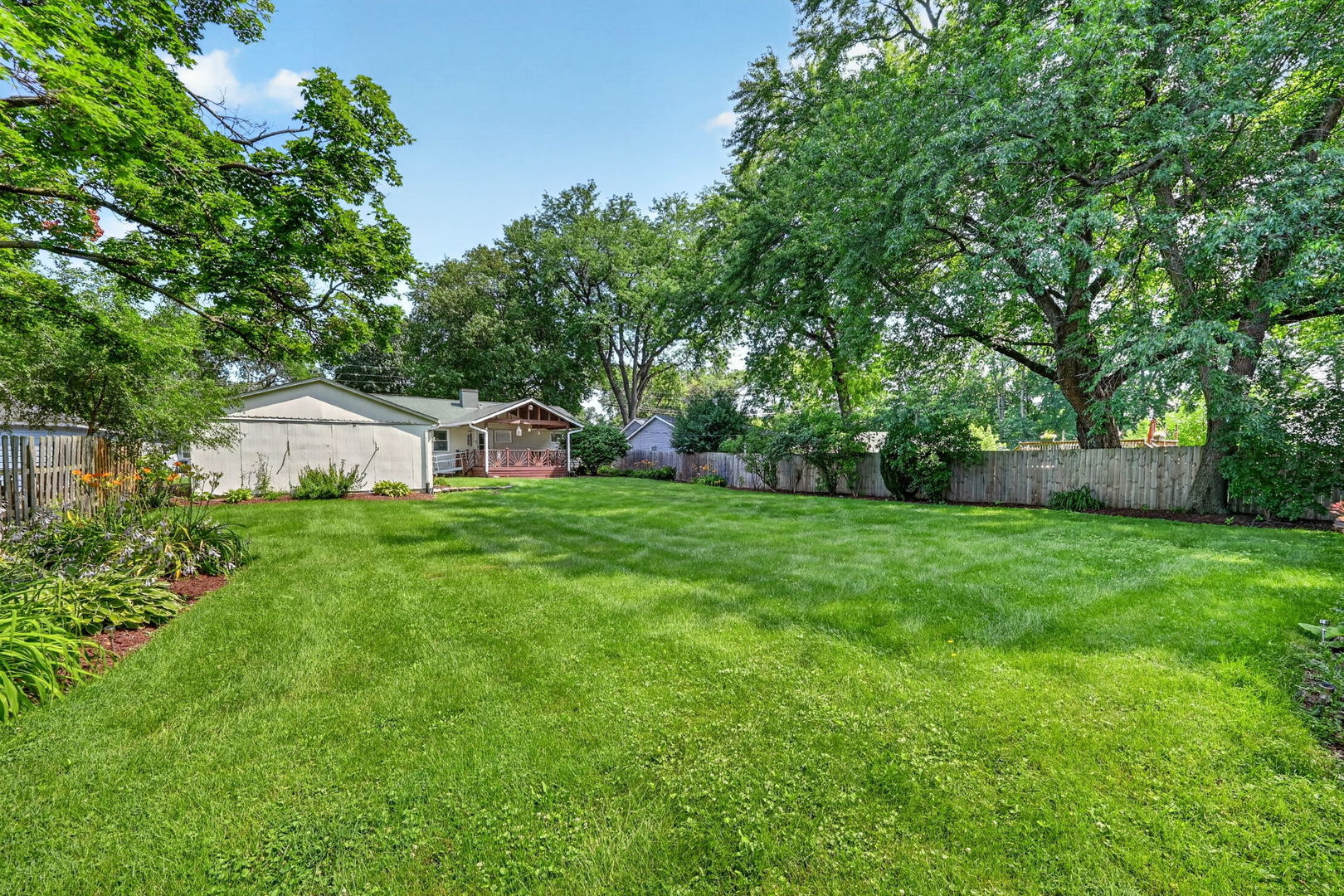 472 Douglas Road