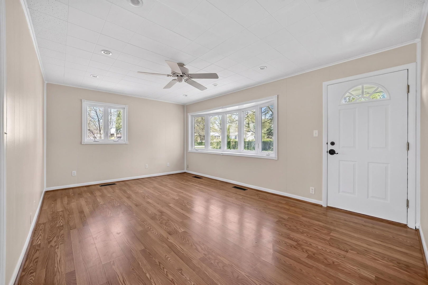 472 Douglas Road