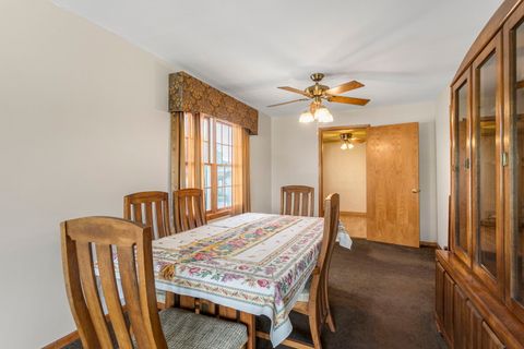 Tiny photo for 5249 W 88th Street, Oak Lawn, IL 60453 (MLS # 12628869)