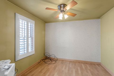 Tiny photo for 5249 W 88th Street, Oak Lawn, IL 60453 (MLS # 12628869)
