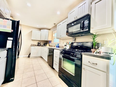 Tiny photo for 922 Cornell Street, Ottawa, IL 61350 (MLS # 12711140)