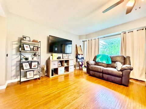 Tiny photo for 922 Cornell Street, Ottawa, IL 61350 (MLS # 12711140)