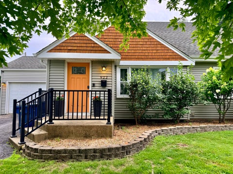 Tiny photo for 922 Cornell Street, Ottawa, IL 61350 (MLS # 12711140)