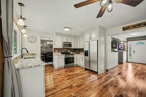 Tiny photo for 15309 S Buttercup Court, Plainfield, IL 60544 (MLS # 12661880)