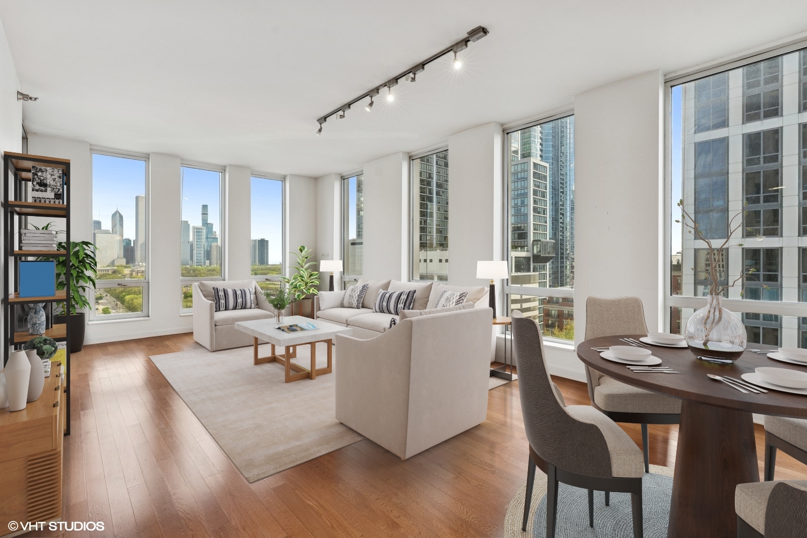 1250 S MICHIGAN Avenue 1701