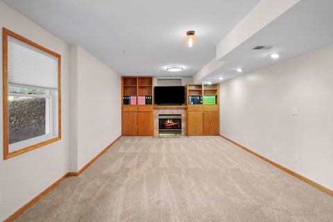 Tiny photo for 1953 Streamside Drive, Bettendorf, IA 52722 (MLS # 12762625)