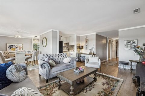 Tiny photo for 9242 Gross Point Road #402, Skokie, IL 60077 (MLS # 12526430)