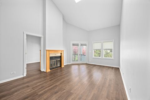 Tiny photo for 383 WEXFORD Court, Carol Stream, IL 60188 (MLS # 12593991)