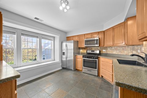 Tiny photo for 383 WEXFORD Court, Carol Stream, IL 60188 (MLS # 12593991)
