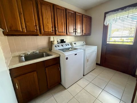 Tiny photo for 309 E Yates, Newman, IL 61942 (MLS # 12603631)