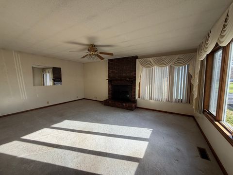 Tiny photo for 309 E Yates, Newman, IL 61942 (MLS # 12603631)