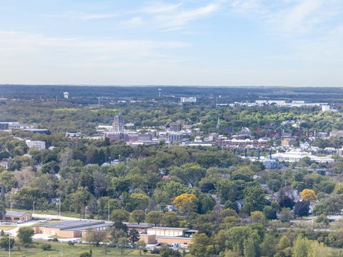 Tiny photo for 1563 Deer Pointe Drive, South Elgin, IL 60177 (MLS # 12648183)