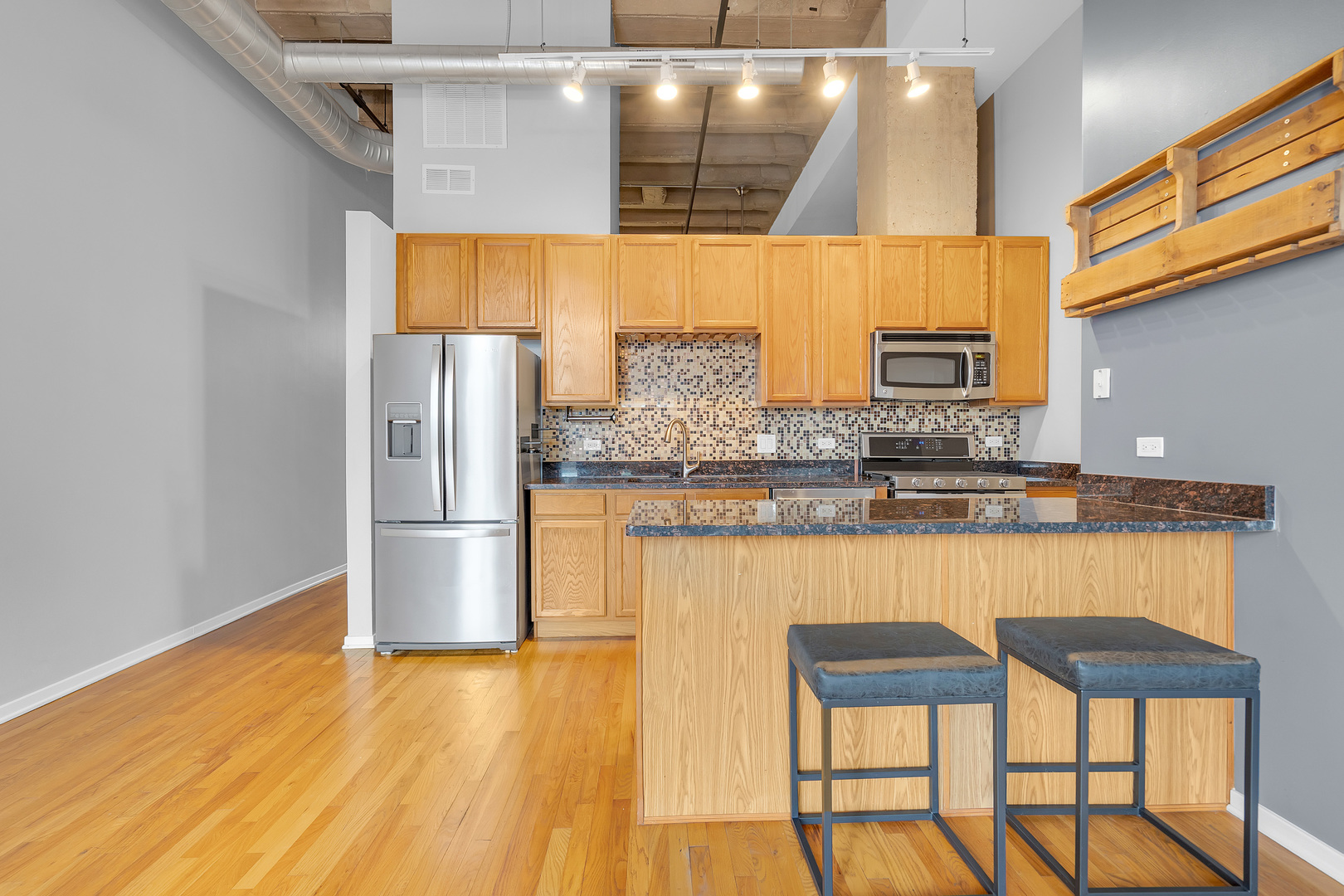 1645 W Ogden Avenue 503