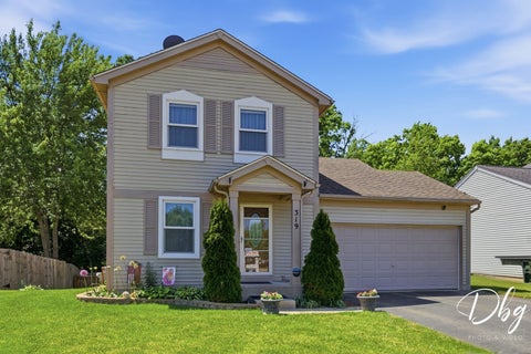 Photo of 319 E Camden Lane, Round Lake Beach, IL 60073 (MLS # 12664402)