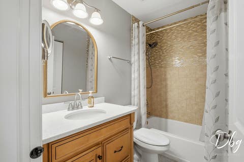 Tiny photo for 319 E Camden Lane, Round Lake Beach, IL 60073 (MLS # 12664402)