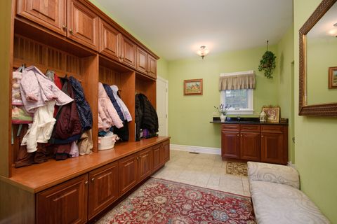 Tiny photo for 11226 Hiawatha Lane, Indian Head Park, IL 60525 (MLS # 12504093)