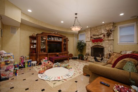 Tiny photo for 11226 Hiawatha Lane, Indian Head Park, IL 60525 (MLS # 12504093)