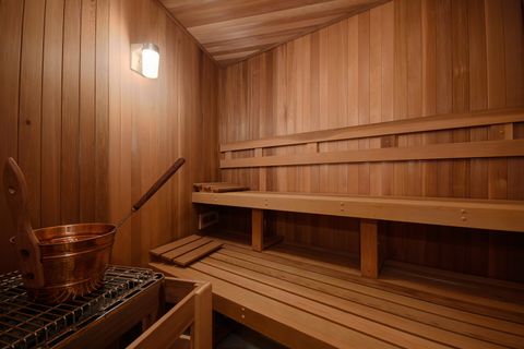 Tiny photo for 11226 Hiawatha Lane, Indian Head Park, IL 60525 (MLS # 12504093)