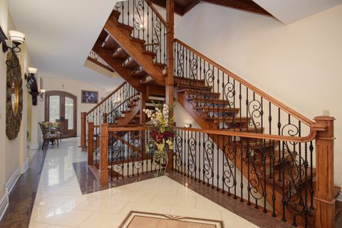 Tiny photo for 11226 Hiawatha Lane, Indian Head Park, IL 60525 (MLS # 12504093)