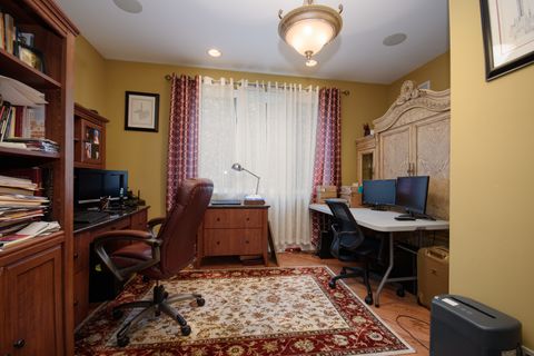 Tiny photo for 11226 Hiawatha Lane, Indian Head Park, IL 60525 (MLS # 12504093)