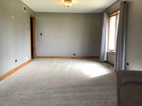 Tiny photo for 1502 London Road, New Lenox, IL 60451 (MLS # 12604448)