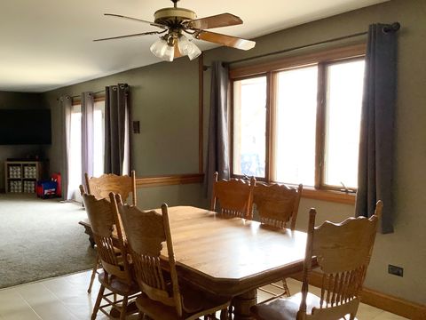 Tiny photo for 1502 London Road, New Lenox, IL 60451 (MLS # 12604448)