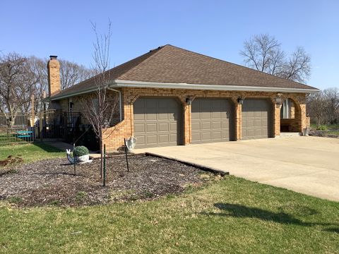Tiny photo for 1502 London Road, New Lenox, IL 60451 (MLS # 12604448)