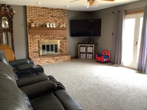 Tiny photo for 1502 London Road, New Lenox, IL 60451 (MLS # 12604448)