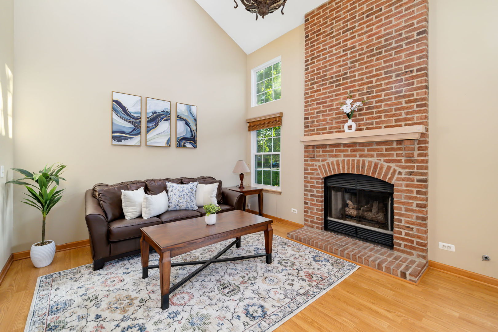 104 Thistle Court