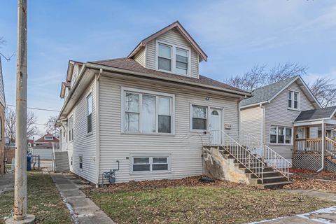 A home in Evergreen Park