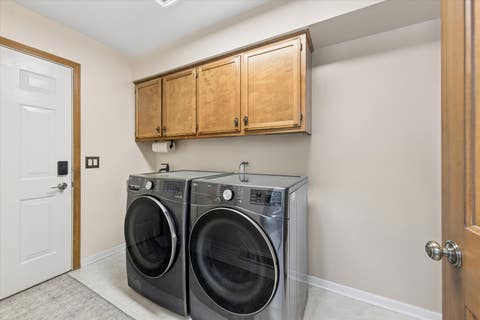 Tiny photo for 832 Wexford Court, Naperville, IL 60540 (MLS # 12720769)