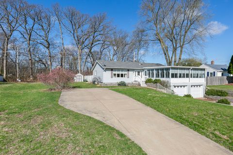 Photo of 3215 53rd Street, Moline, IL 61265 (MLS # 12612087)