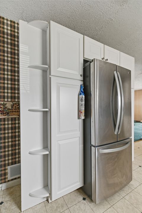 Tiny photo for 3215 53rd Street, Moline, IL 61265 (MLS # 12612087)